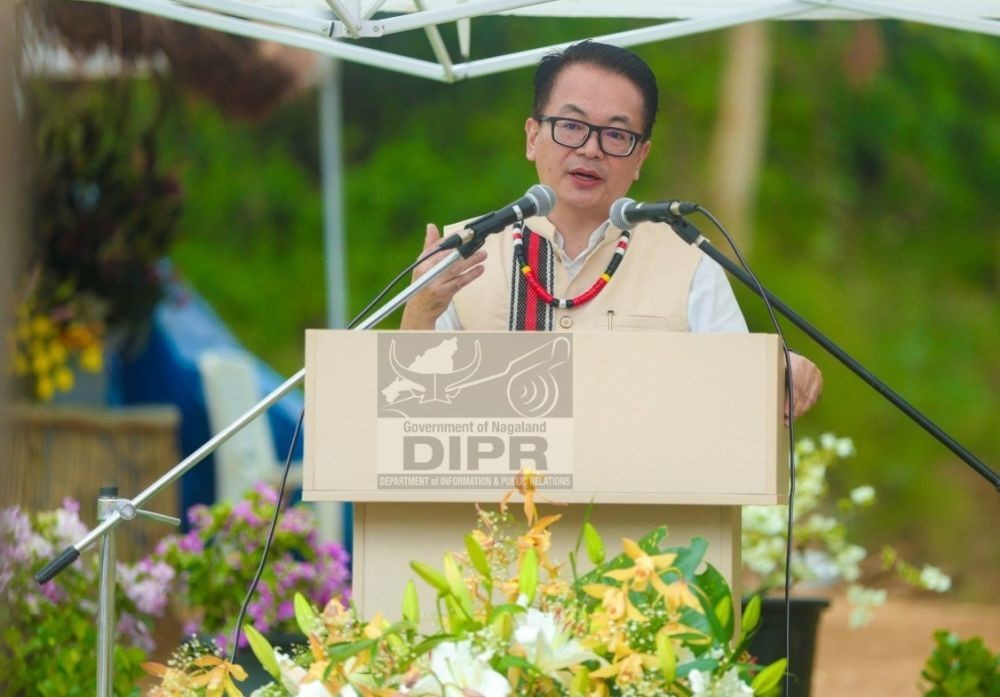 DC Peren, Hiazu Meru, addressing the inaugural day of the Chega Gaadi/Lamsim Ngyi-cum-Mini Hornbill Festival 2026 held at Beikingpuichak, Peren on Pctober 29. (DIPR Photo)